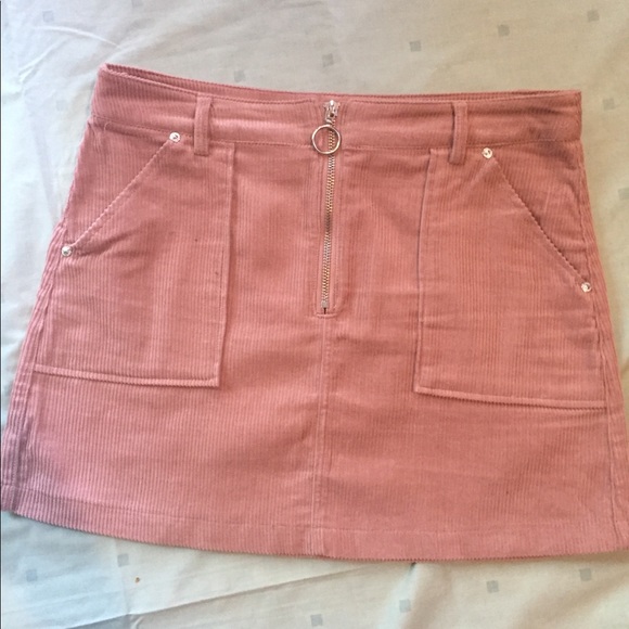 🍁3/$25 Almost Famous corduroy mini skirt - Picture 1 of 3
